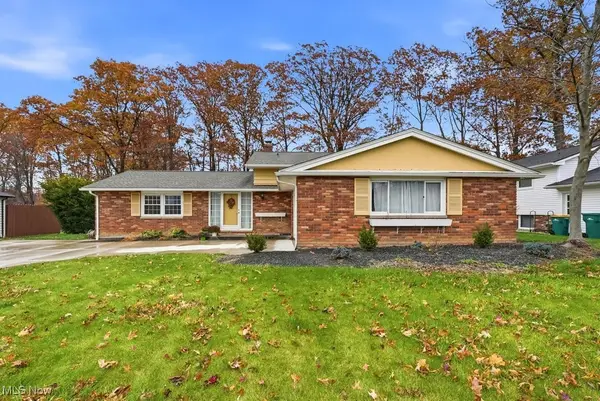 7659 Edgewood Lane, Seven Hills, OH 44131