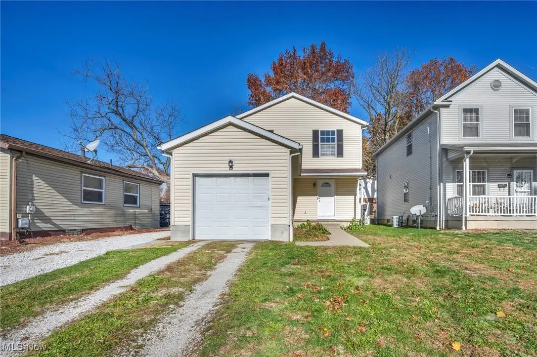 967 Russell Avenue, Akron, OH 44307 - Image #1