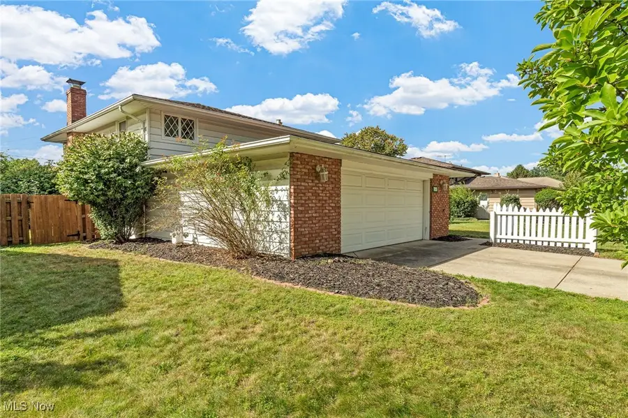 13467 Belfair Drive, Middleburg Heights, OH 44130 - Image #3