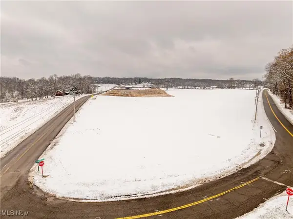 Lafayette Nw Drive, Canal Fulton, OH 44614