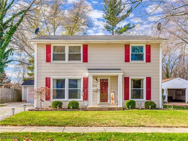 2142 Issaquah Street, Cuyahoga Falls, OH 44221