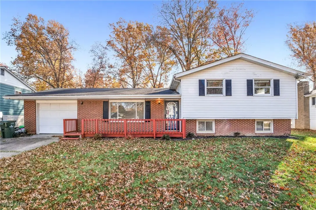 4847 Hollyview Drive, Vermilion, OH 44089 - Image #1