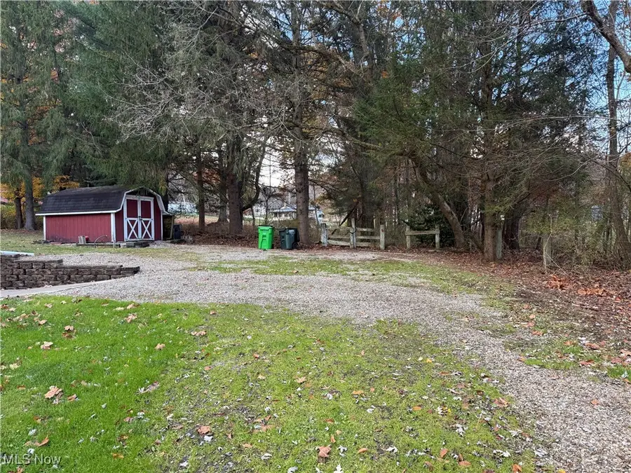 122 Washington Avenue #Rear, Uhrichsville, OH 44683 - Image #3