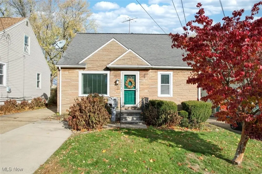 2465 Ogden Avenue, Akron, OH 44312 - Image #1