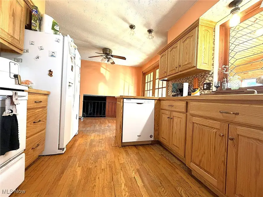 737 Dunny Avenue, Sheffield Lake, OH 44054 - Image #2