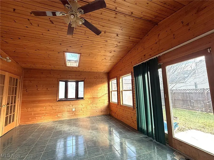 737 Dunny Avenue, Sheffield Lake, OH 44054 - Image #3