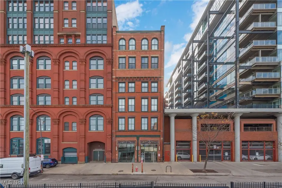 635 W Lakeside Avenue #602, Cleveland, OH 44113 - Image #2