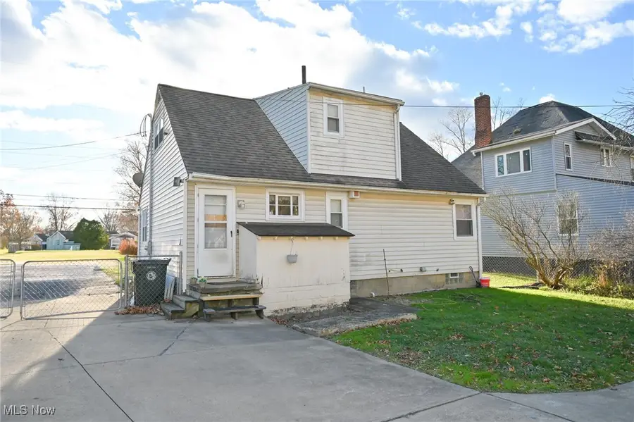 1728 Parkman Nw Road, Warren, OH 44485 - Image #3