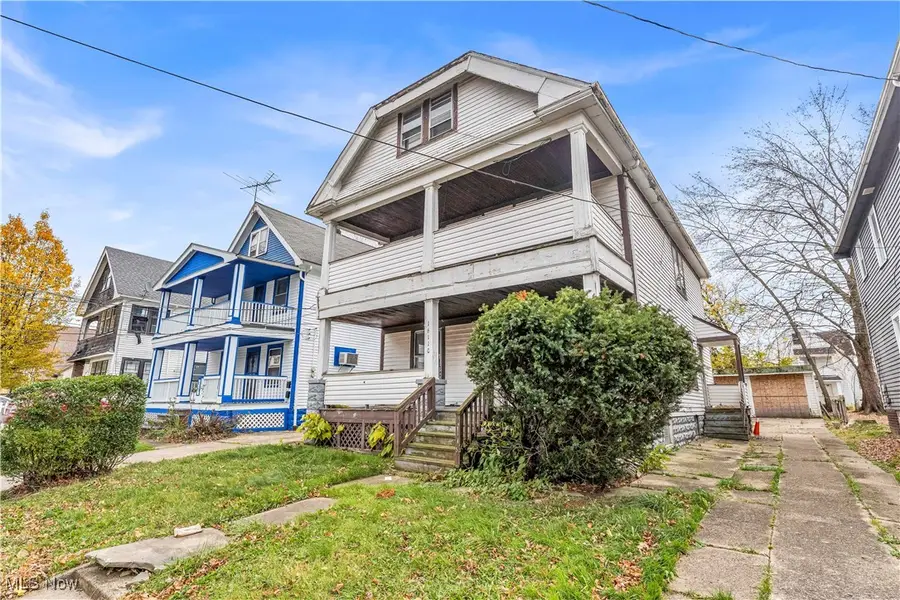 16110 Huntmere Avenue, Cleveland, OH 44110 - Image #2