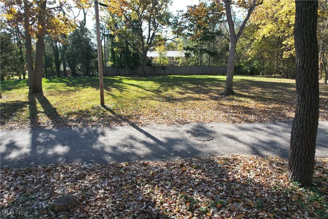 3662 E Rock Cliff Drive, Port Clinton, OH 43452 - Image #1