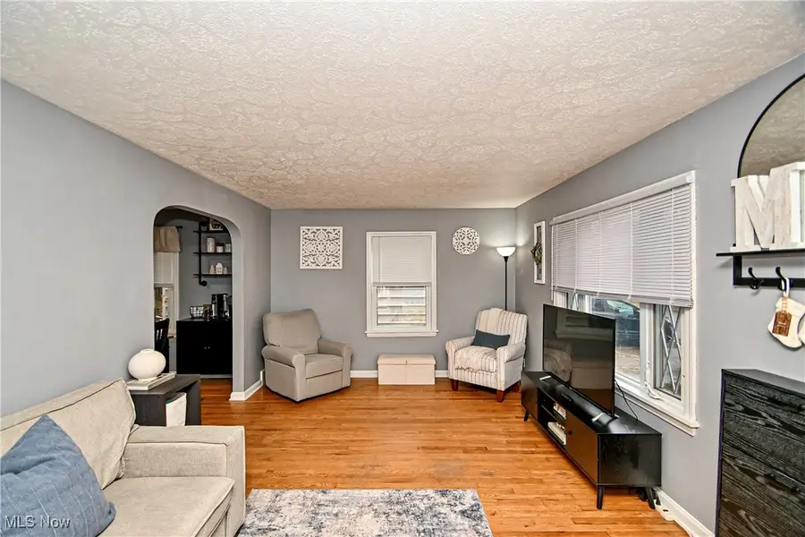 1910 37th Nw Street, Canton, OH 44709 - Image #2