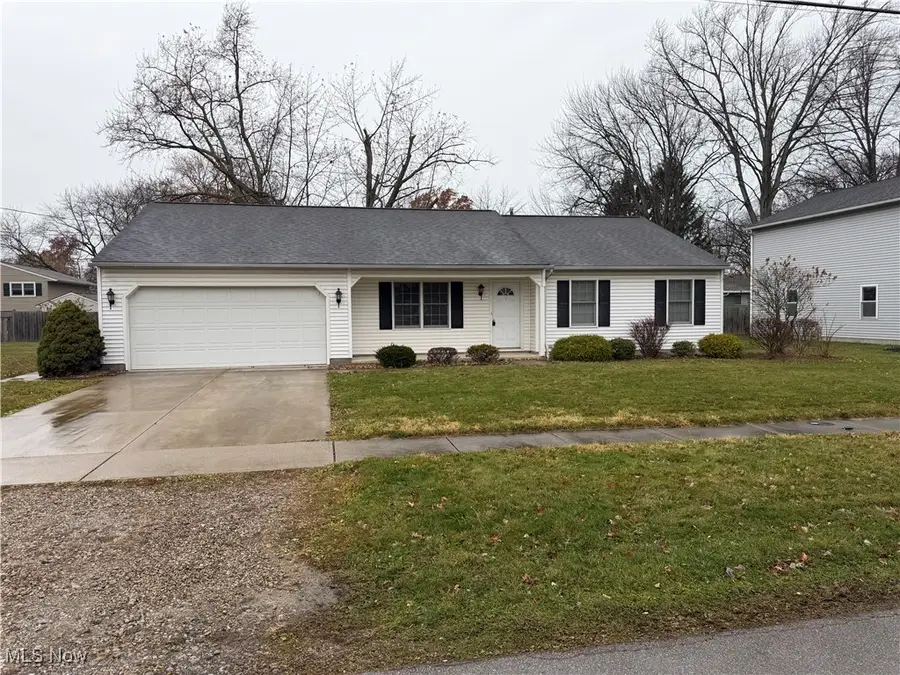 762 Maplewood Avenue, Sheffield Lake, OH 44054 - Image #2