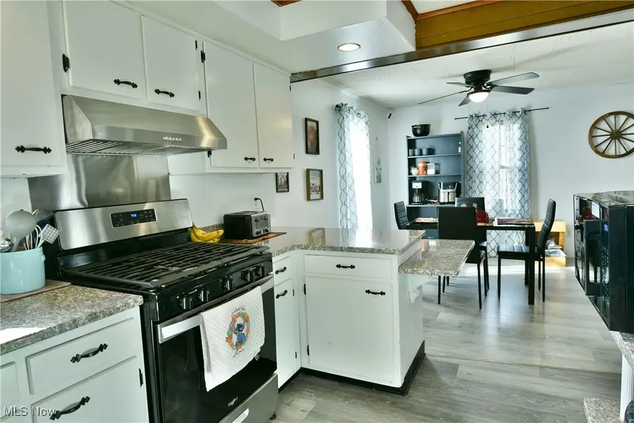 2928 W Liberty Street, Girard, OH 44420 - Image #2