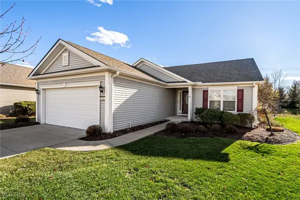 506 Water Pointe Lane, Brunswick Hills, OH 44212