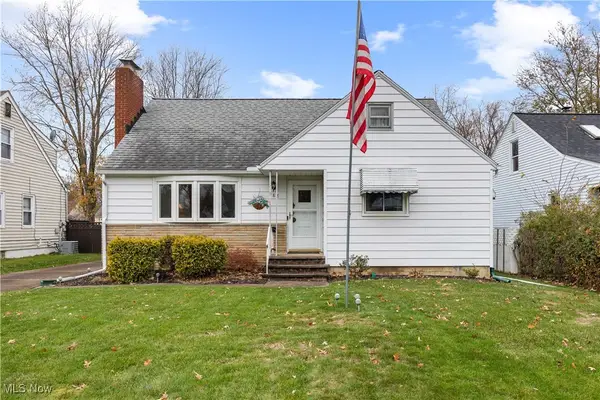 988 Valley Boulevard, Elyria, OH 44035