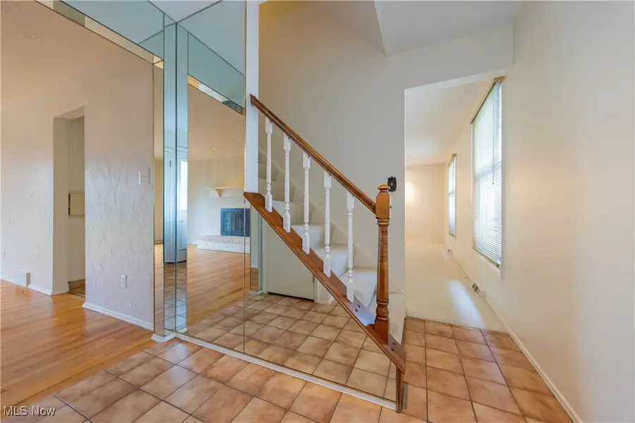 1098 Hillrock Drive, South Euclid, OH 44121 - Image #2