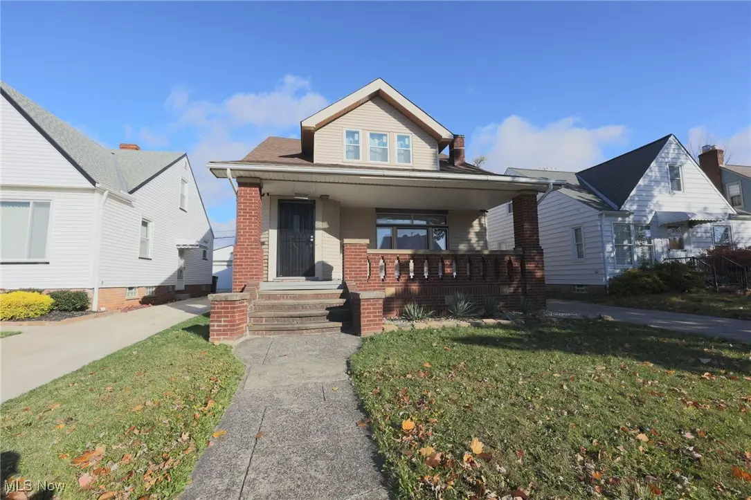 6502 Farnsworth Drive, Parma, OH 44129 - Image #1