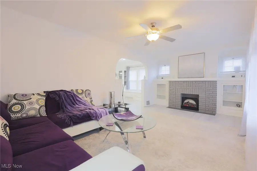 6502 Farnsworth Drive, Parma, OH 44129 - Image #3