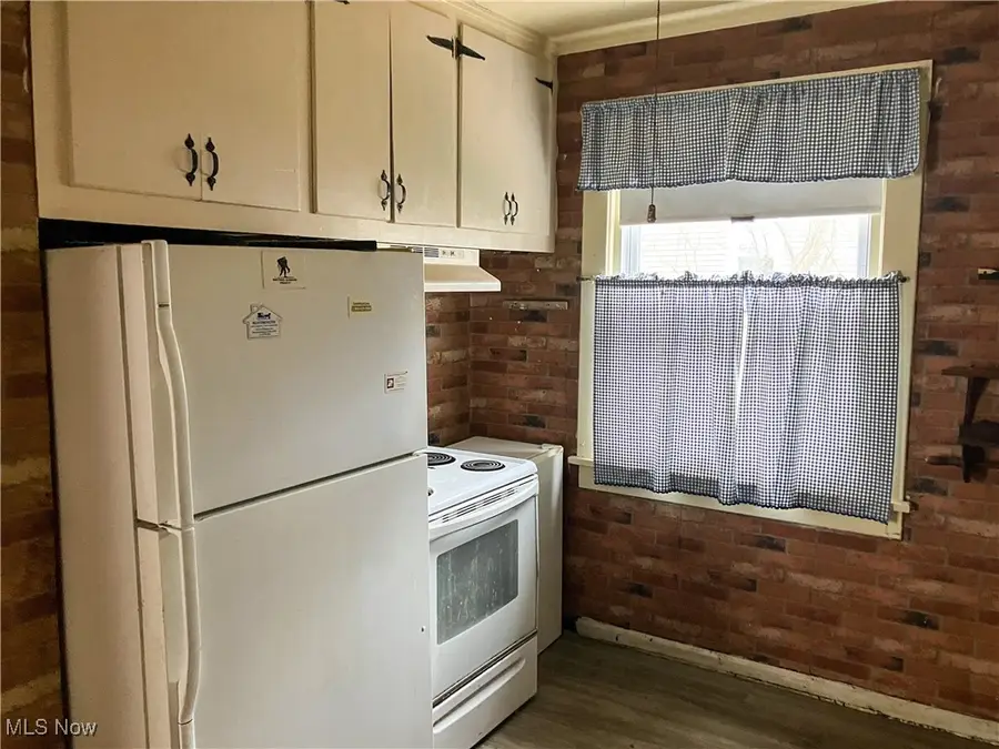 213 N Bentley Avenue, Niles, OH 44446 - Image #2