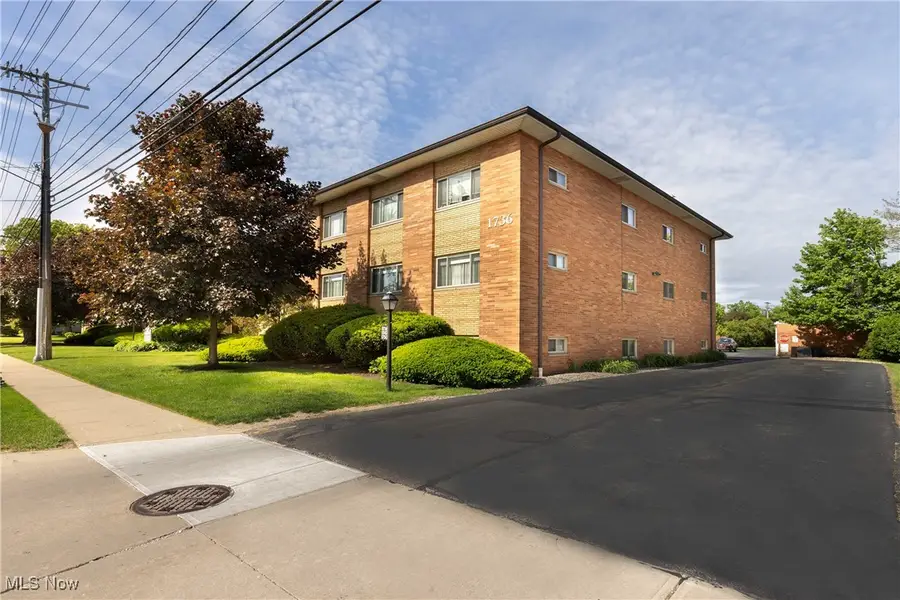 1742 Wagar Road #104, Rocky River, OH 44116 - Image #2