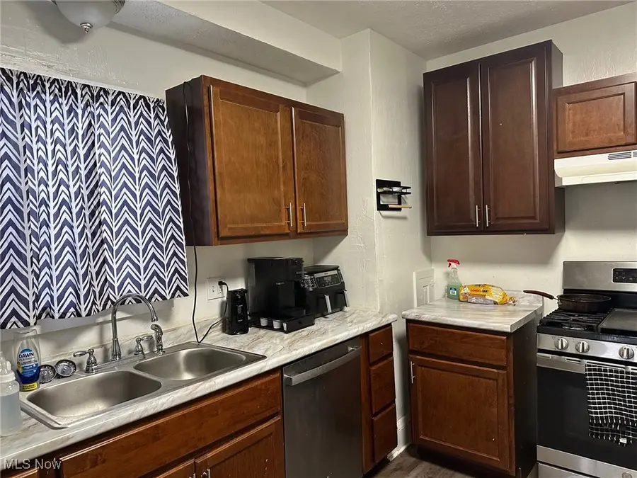 1574 S Taylor Road, Cleveland Heights, OH 44118 - Image #2