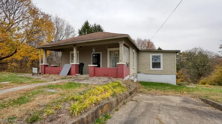 818 Highland, Cambridge, OH 43725 - Image #2