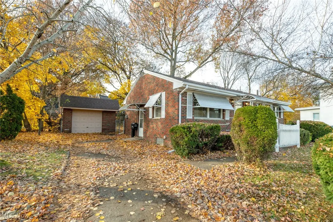 1074 N Main Street, Akron, OH 44310 - Image #1