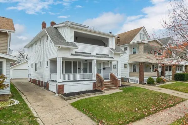 2085 Chesterland Avenue, Lakewood, OH 44107