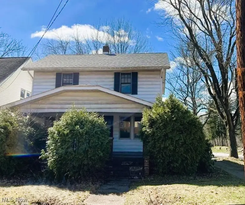 754 Russell Avenue, Akron, OH 44307 - Image #1