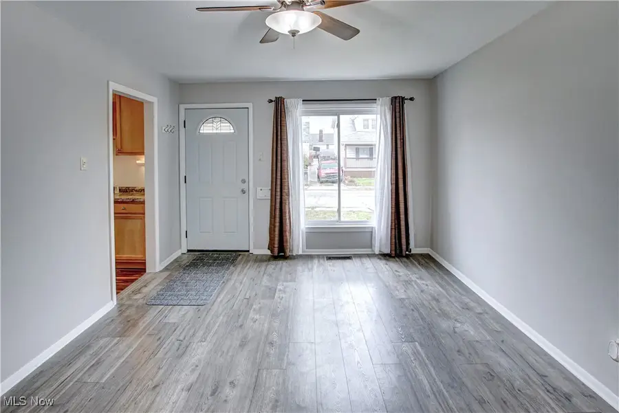 5701 Flowerdale Avenue, Cleveland, OH 44144 - Image #3