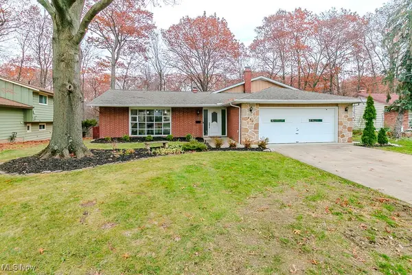 363 Balmoral Drive, Richmond Heights, OH 44143