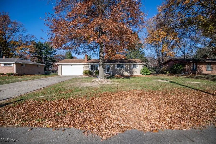 827 E 4th Street, Dover, OH 44622 - Image #2