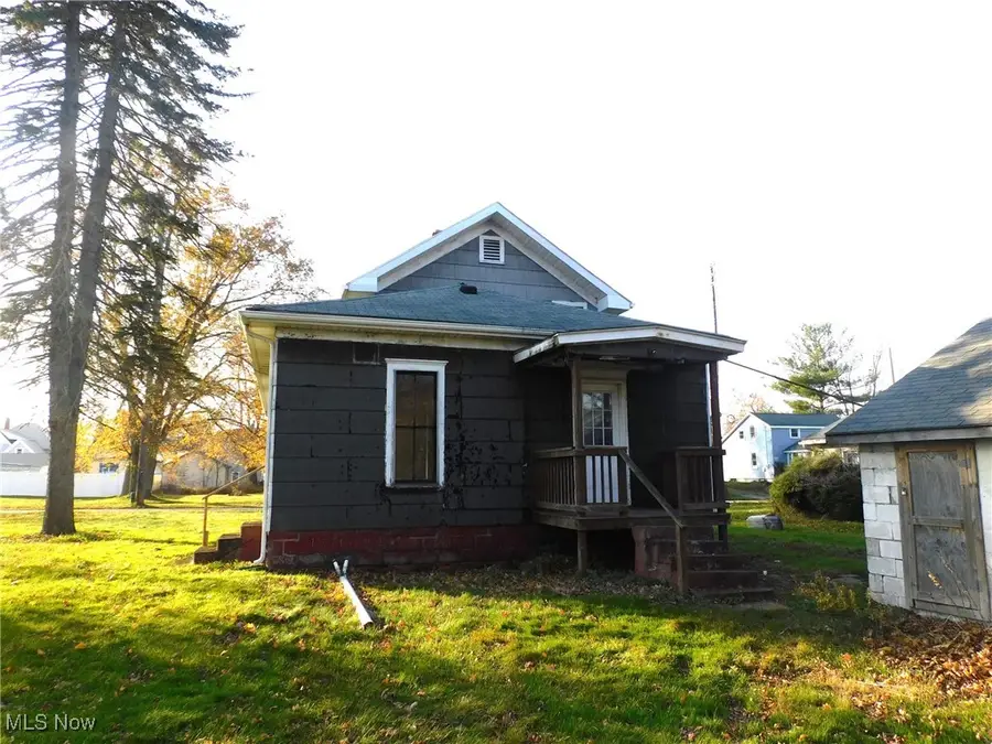 386 Washington Street, Conneaut, OH 44030 - Image #2