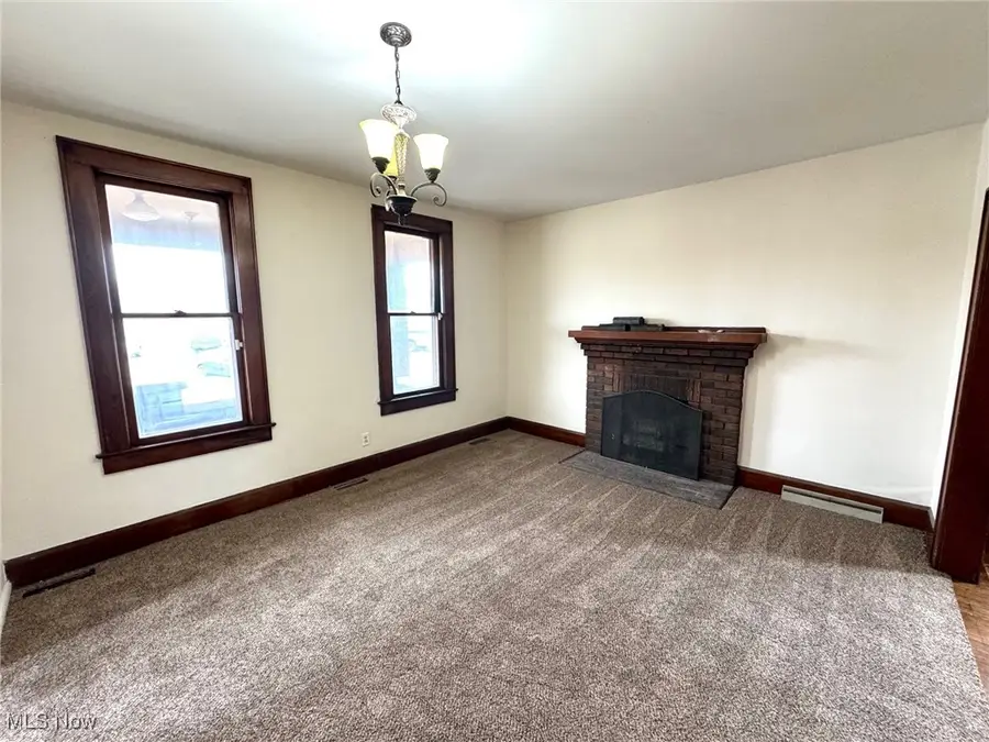 736 Elberon Avenue, Zanesville, OH 43701 - Image #2