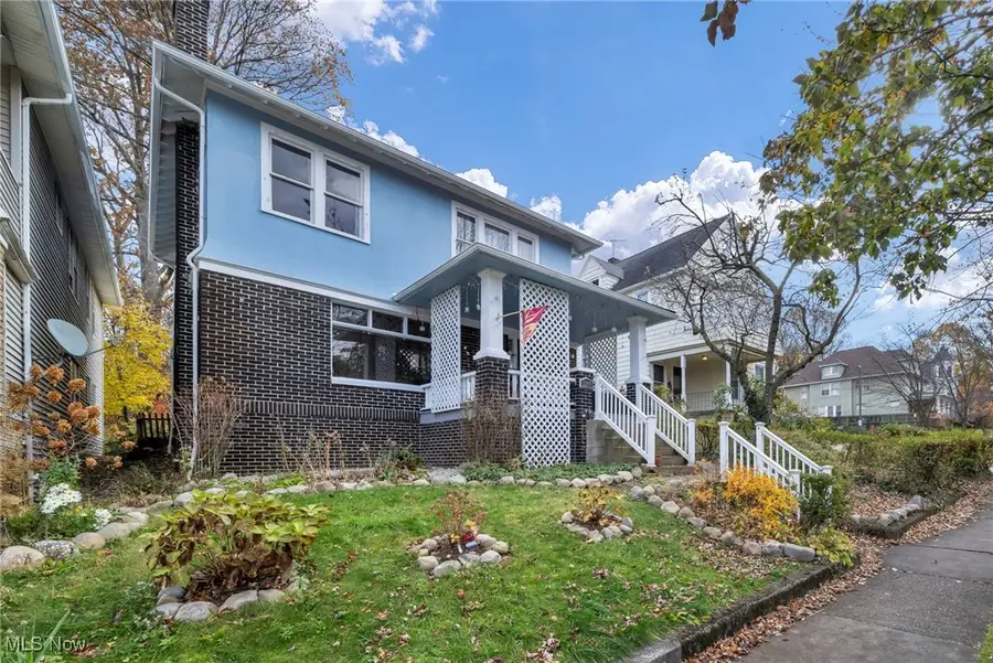 2205 Grandview Avenue, Cleveland Heights, OH 44106 - Image #2