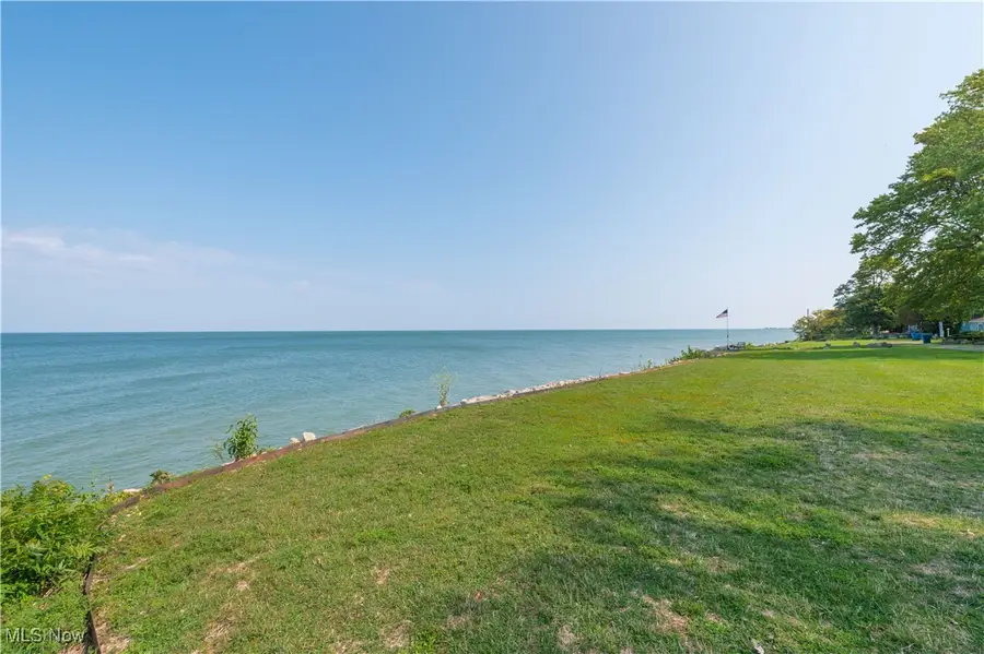 4502 Edgewater Drive, Sheffield Lake, OH 44054 - Image #3