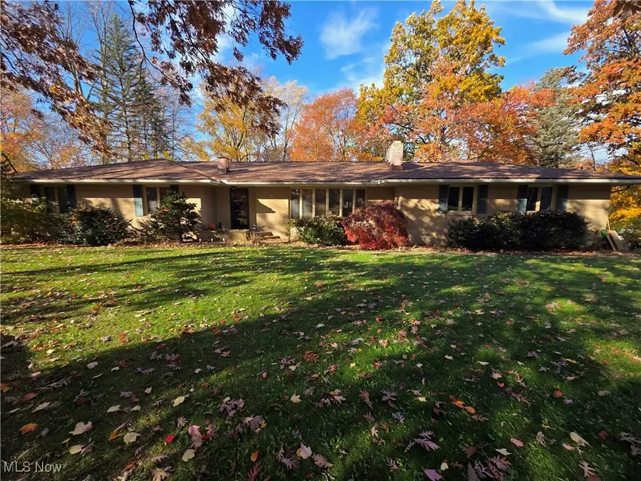 361 Spring Grove Drive, Tallmadge, OH 44278 - Image #3