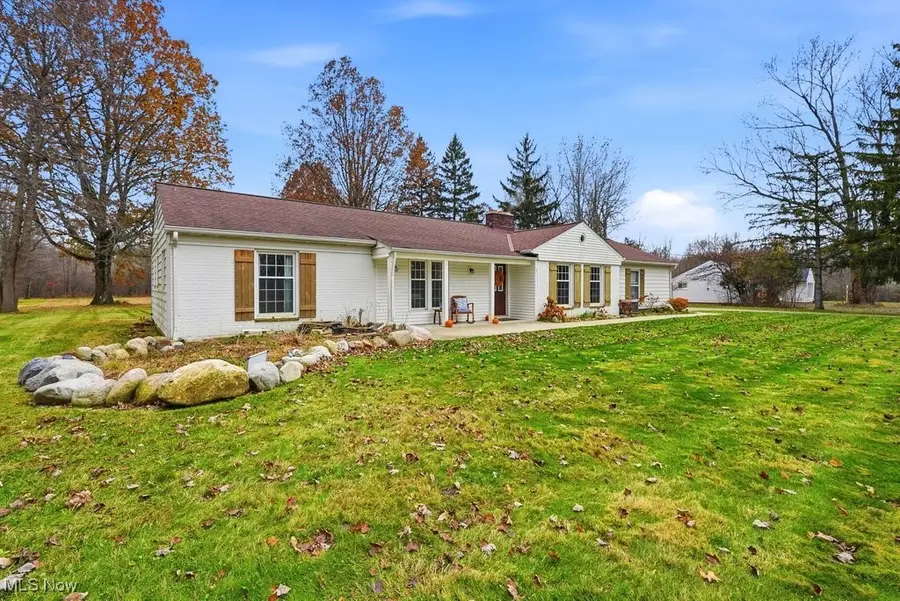8575 E Craig Drive, Chagrin Falls, OH 44023 - Image #2