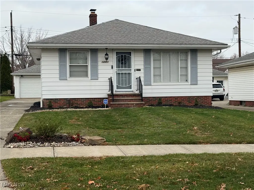 12601 Oakview Boulevard, Garfield Heights, OH 44125 - Image #1