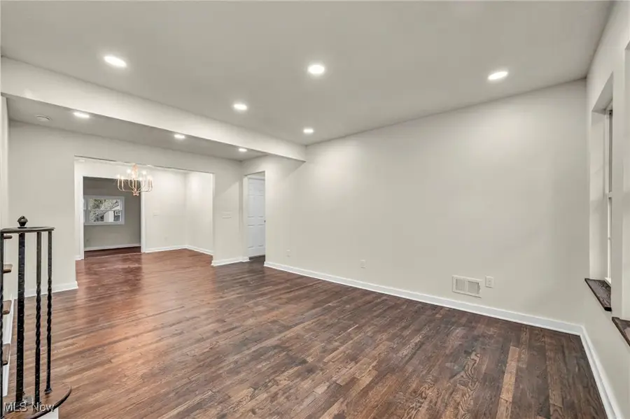 5939 Pearl Road, Cleveland, OH 44130 - Image #3