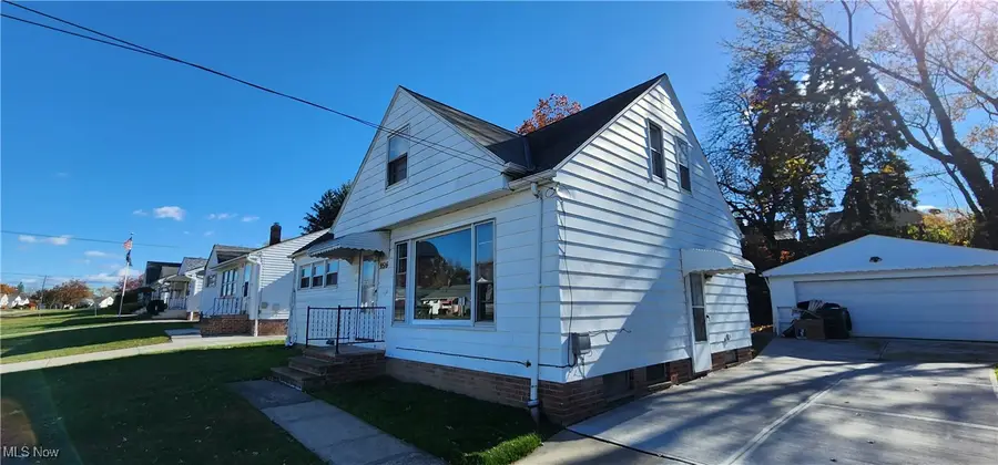 9516 Alexander Road, Garfield Heights, OH 44125 - Image #3