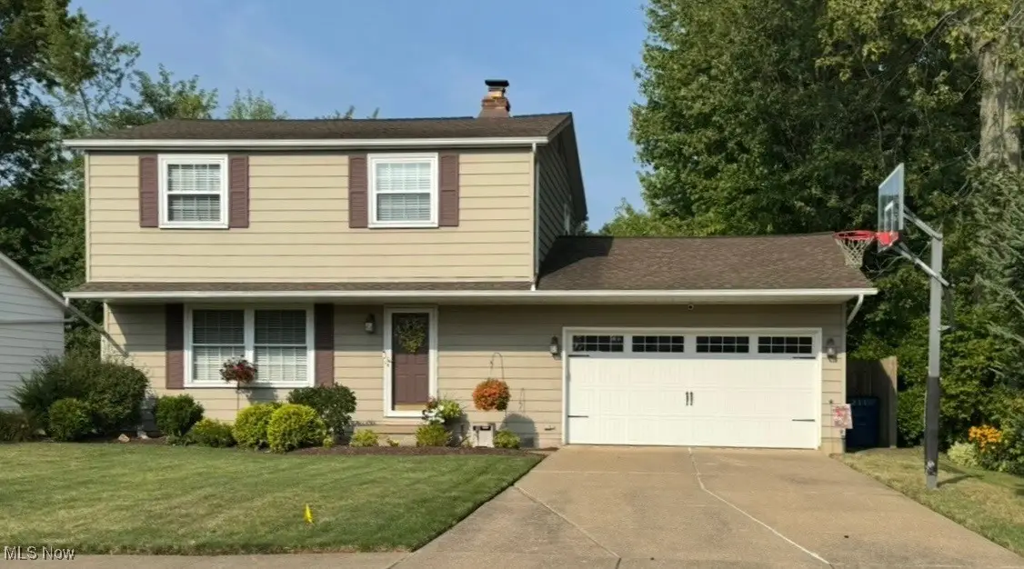 5618 Dolphin Street, Mentor On The Lake, OH 44060 - Image #1