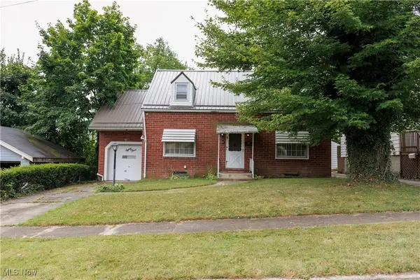 83 Beechwood Drive, Youngstown, OH 44512
