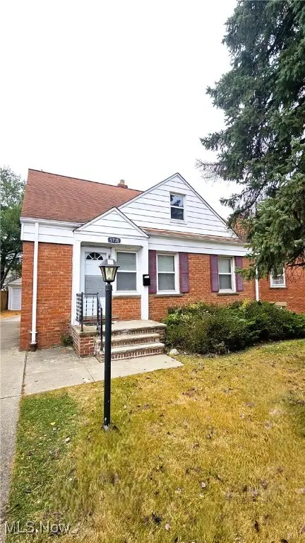 5736 South Boulevard, Maple Heights, OH 44137