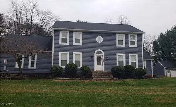 1310 Oxbow Road, Belpre, OH 45714