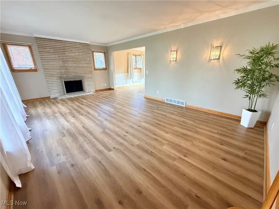 702 35th Nw Street, Canton, OH 44709 - Image #3