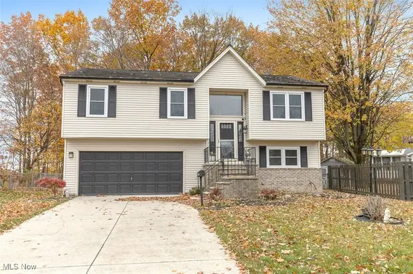 19631 Thornridge Avenue, Cleveland, OH 44135