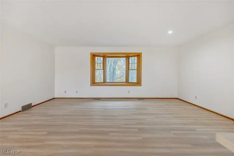 19631 Thornridge Avenue, Cleveland, OH 44135 - Image #3