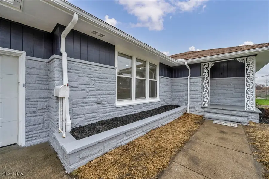 16706 Myrtle Avenue, Cleveland, OH 44128 - Image #3