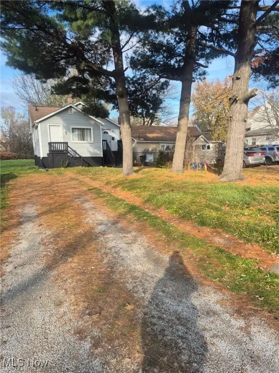 371 Beth Street, Akron, OH 44301 - Image #2